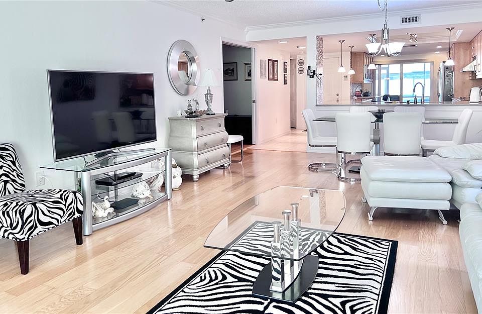 The Villages At Tara Condominiums 6912 Drewrys Blf Bradenton FL Zillow