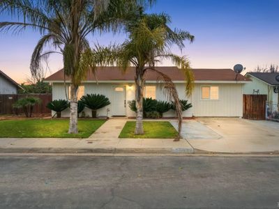 20808 S Renn Ave, Laton, CA, 93242