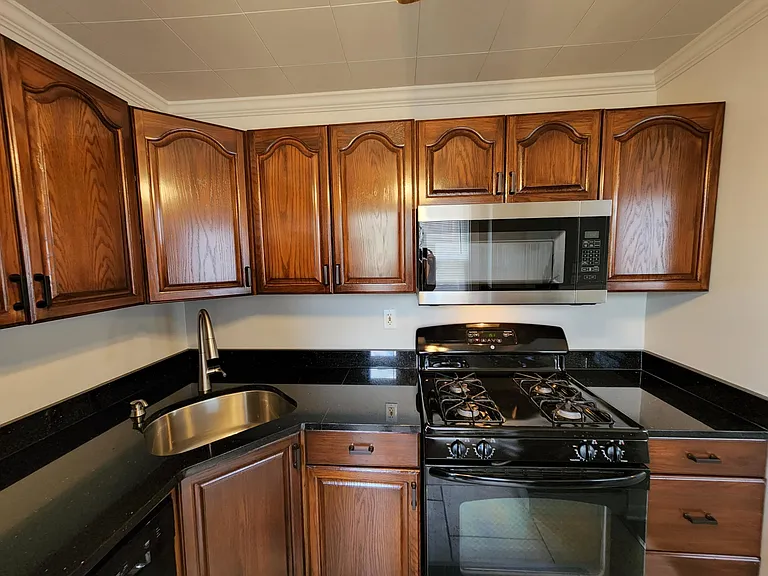 3425 Clearfield St — Photo 9