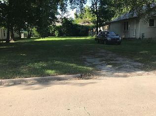 1119 E 36th St S, Tulsa, OK 74105