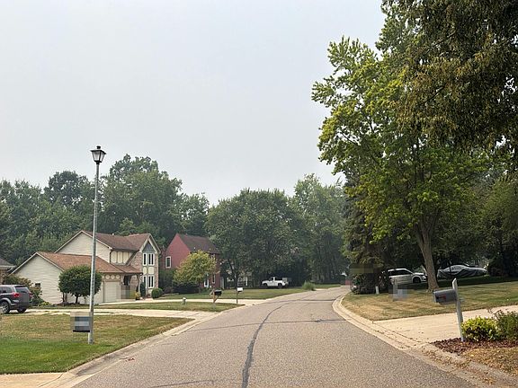 4th image of 5289 Olde Saybrooke Ct