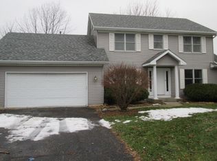 11016 Michigan Dr, Spring Grove, IL 60081