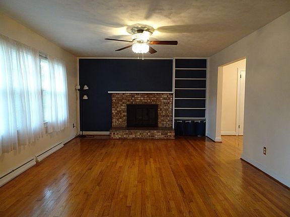 2nd image of 6 Frederick Dr