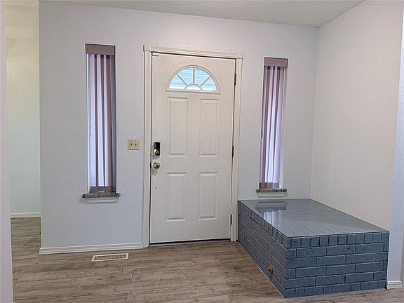 4th image of 2816 Dalewood Pl
