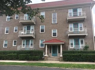 1615 Ridgefield Rd #2, Cleveland, OH 44118
