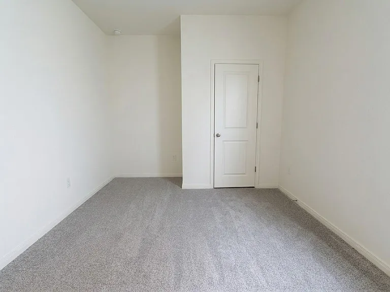 616 Wesley Miller Ln — Photo 8