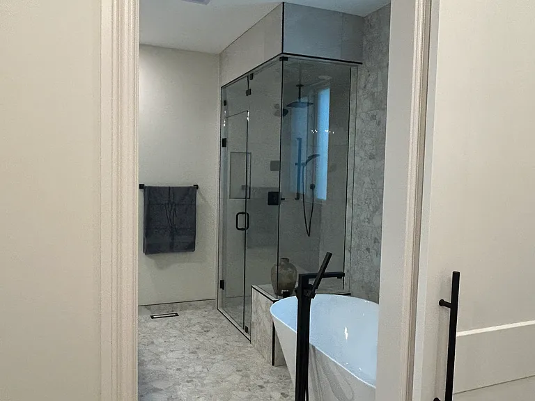 615 E 36th St SW #615 — Photo 14