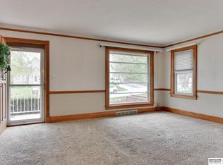4667 Poppleton Ave, Omaha, NE 68106