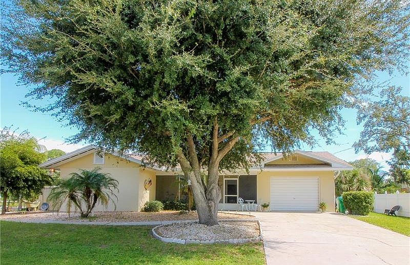 1st image of 9140 Pine Cove Dr