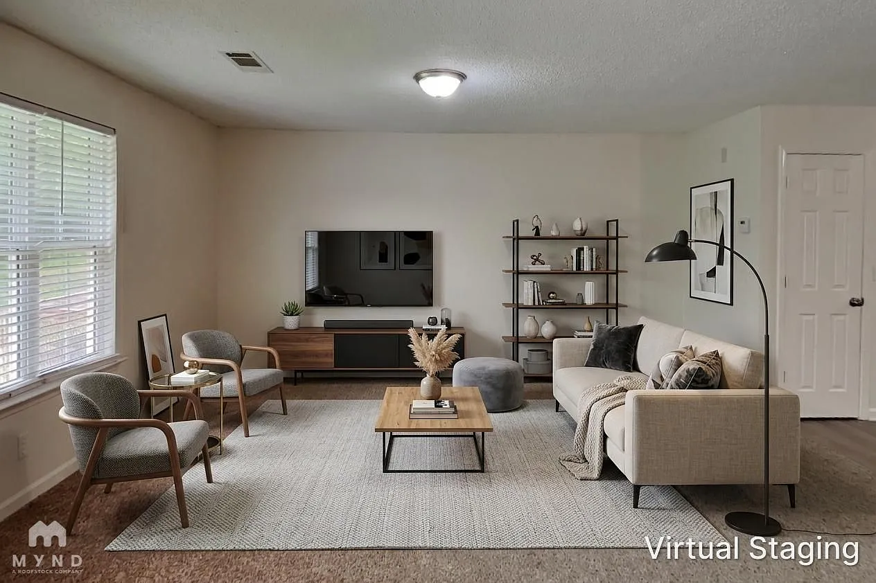 4 bed, 3.0 bath, 1692 sqft, $1,899 — Photo 3