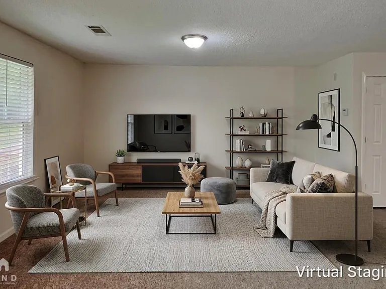 6332 Hickory Lane Cir — Photo 2
