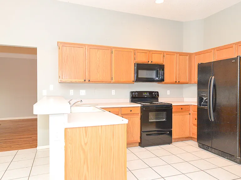 314 Scotch Rose Ln — Photo 10