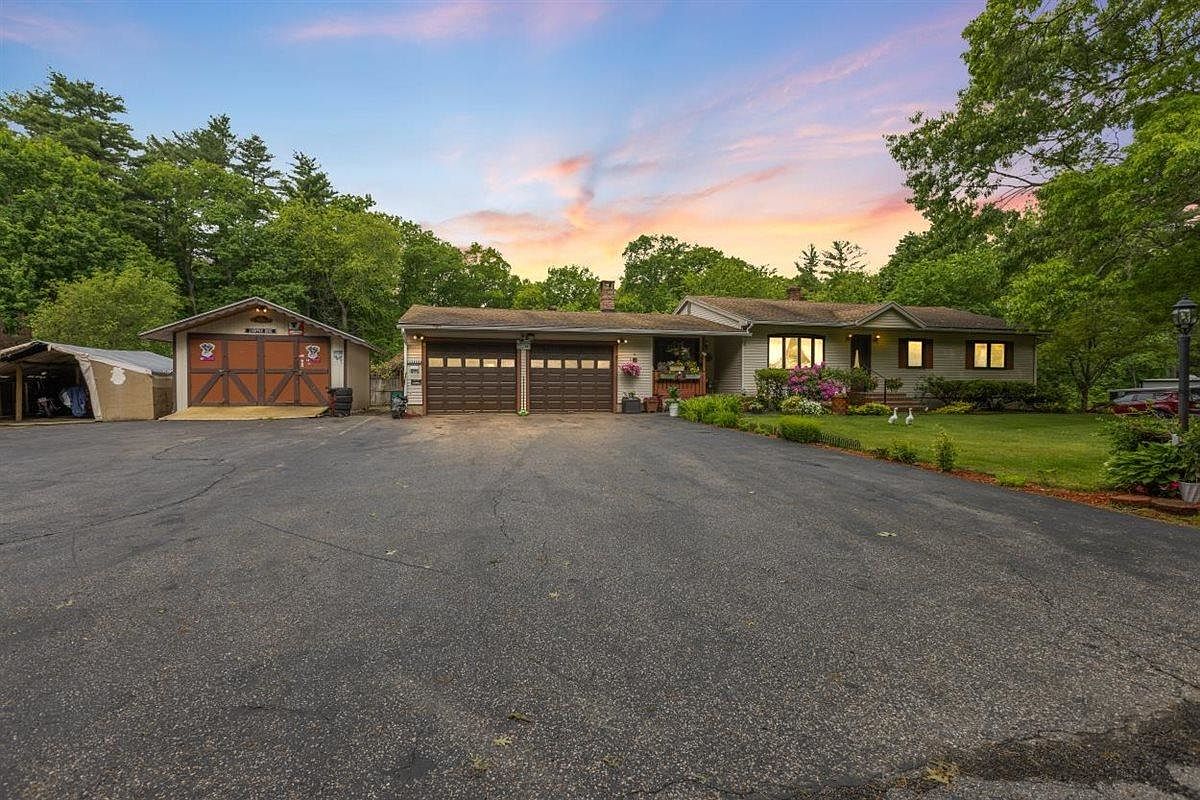 42 Brown Hill Road, East Hampstead, NH 03826 | MLS #5090952 | Zillow