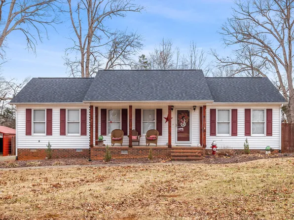 3316 Golden Oaks Dr, Graham, NC 27253