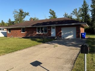 1629 S Bend Ln, Lake View, NY 14085