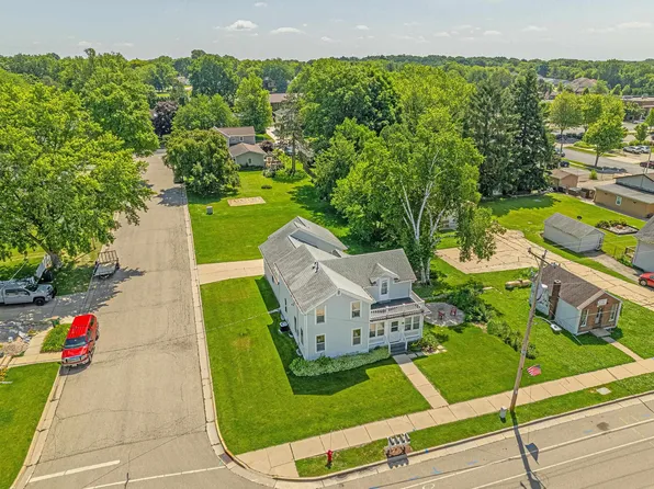 5803 Main St, Mc Farland, WI 53558