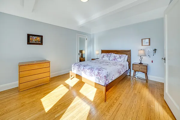 Sold by Owner | media 3