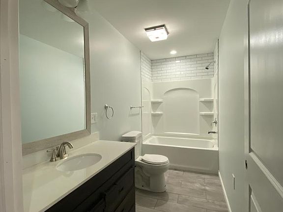4th image of 517 Susquehanna Ave #3