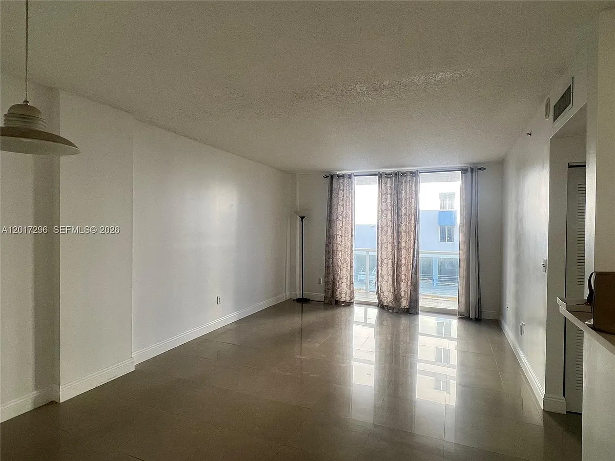 Photo 2 of 25 - 5091 NW 7th St #706 - Miami, FL Building Photo - 5091 NW 7th St #706