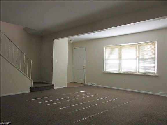 2nd image of 762 Mentor Ave APT 11