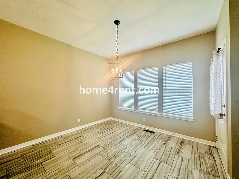12701 E 47th Terrace Ct S — Photo 14