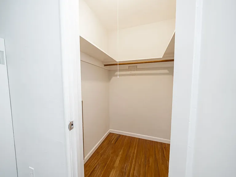 2900 14th Ave — Photo 7