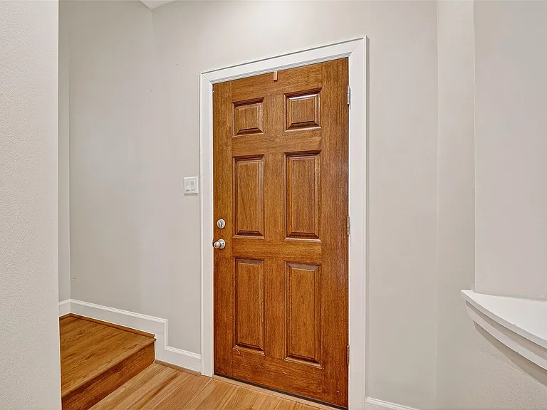 3730 Main Poplar Dr — Photo 5