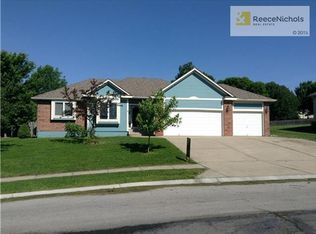 400 N Franklin St, Raymore, MO 64083