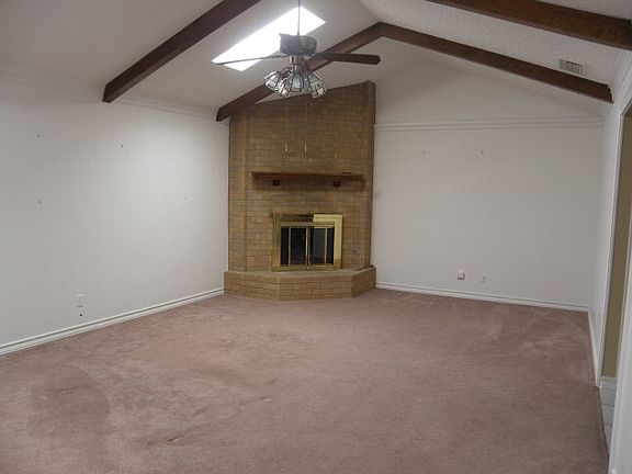 2nd image of 3734 Fern Cir