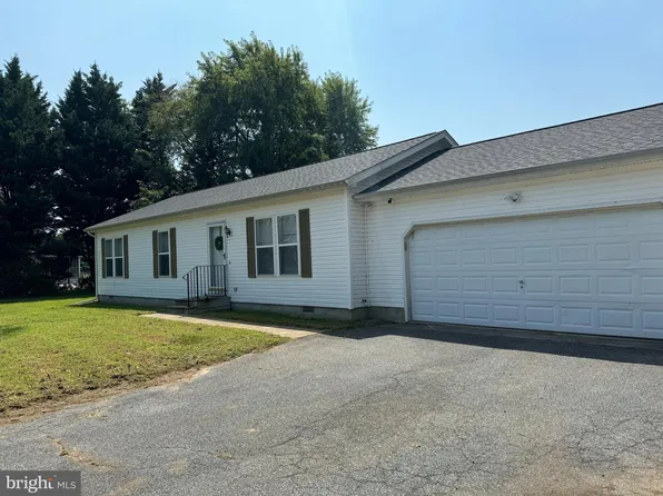 120 Dickens Ln, Felton, DE 19943