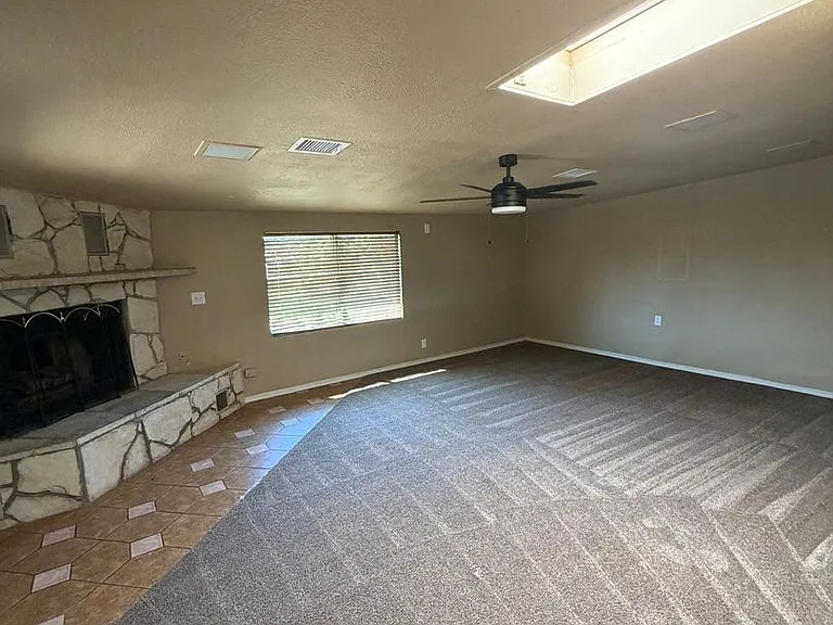 164 E Martin Dr — Photo 11
