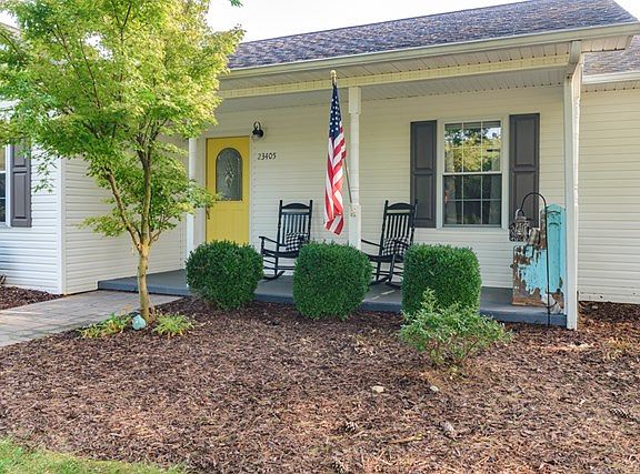 3rd image of 23405 Berry Creek Dr