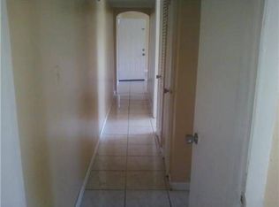 2300 NE 172nd St, North Miami Beach, FL 33160
