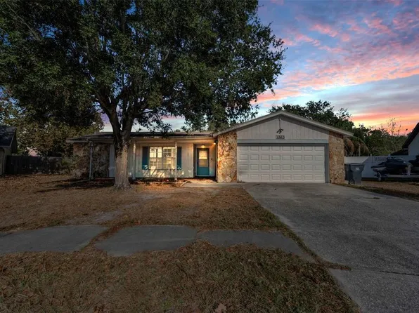 1360 Foxboro Dr, Brandon, FL 33511