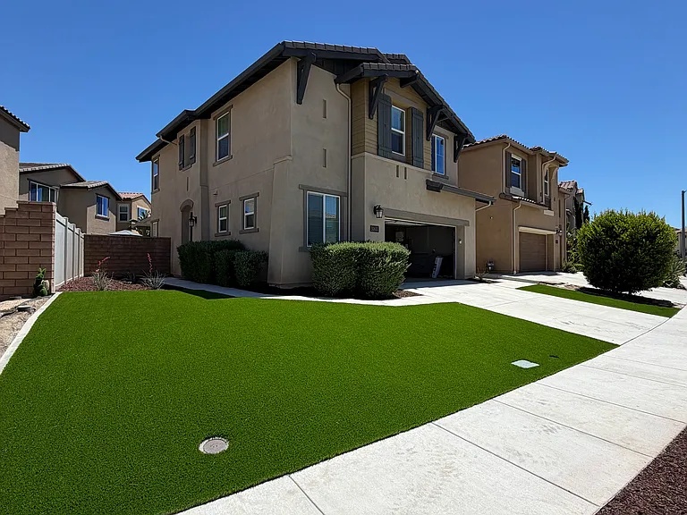 30601 Ticonderoga Ct — Photo 2