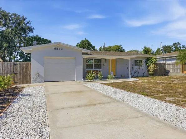 8288 137th Ln, Seminole, FL 33776