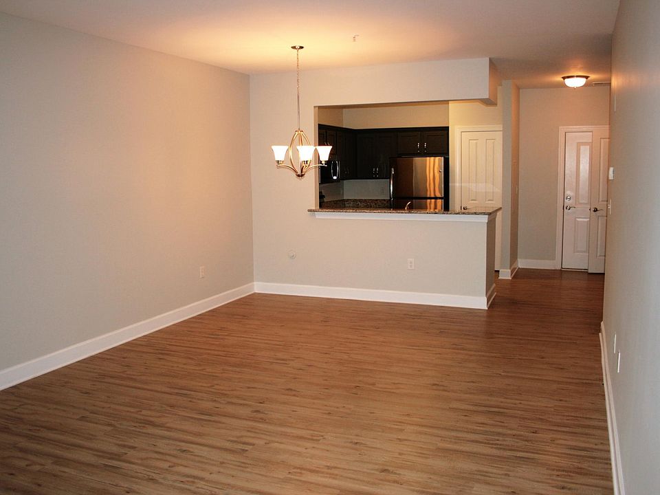 2nd image of 744 Saltmeadow Bay Dr Unit 103