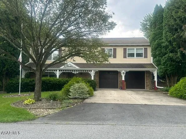 804 Gordon Ln, Duncansville, PA 16635