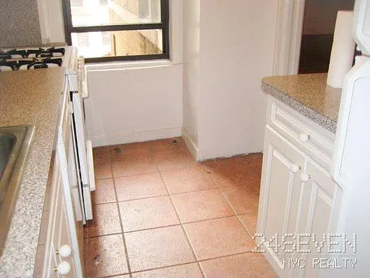 Rented by 24 7 NYC Realty Inc. | media 29