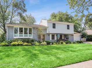 1311 E Dorothy Dr, Palatine, IL 60074