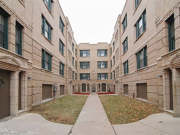 3501 W Adams Apartments Chicago Exterior_5