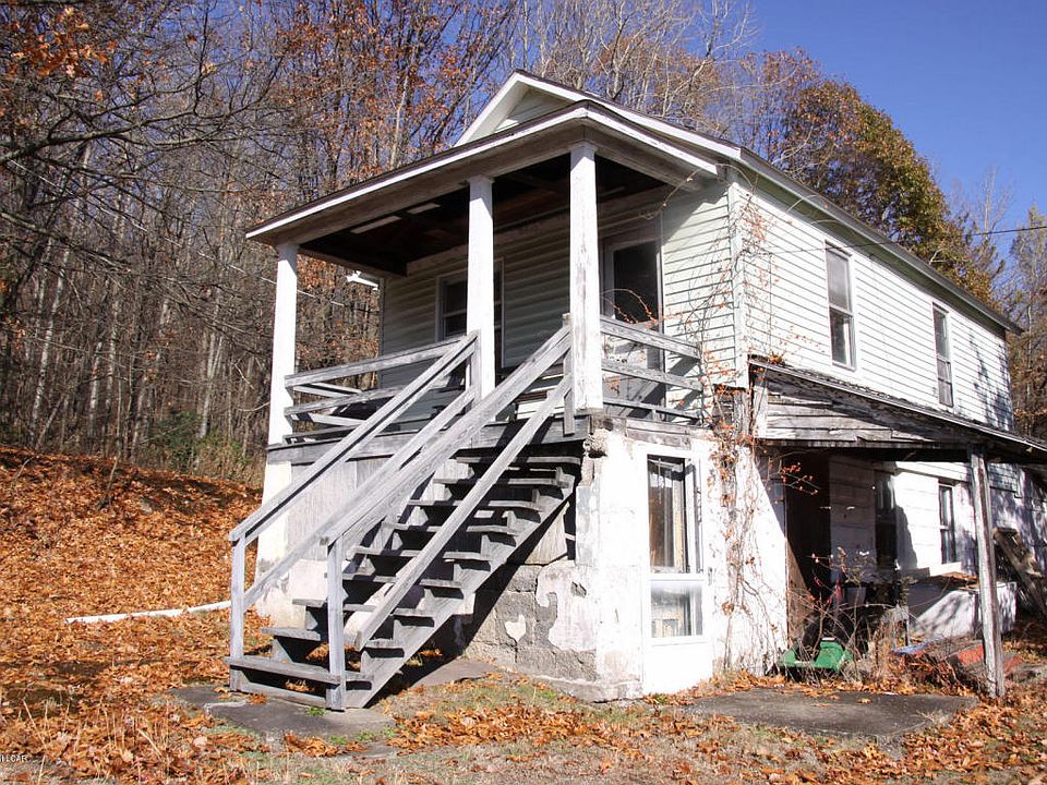 1st image of 441 Warsaw St