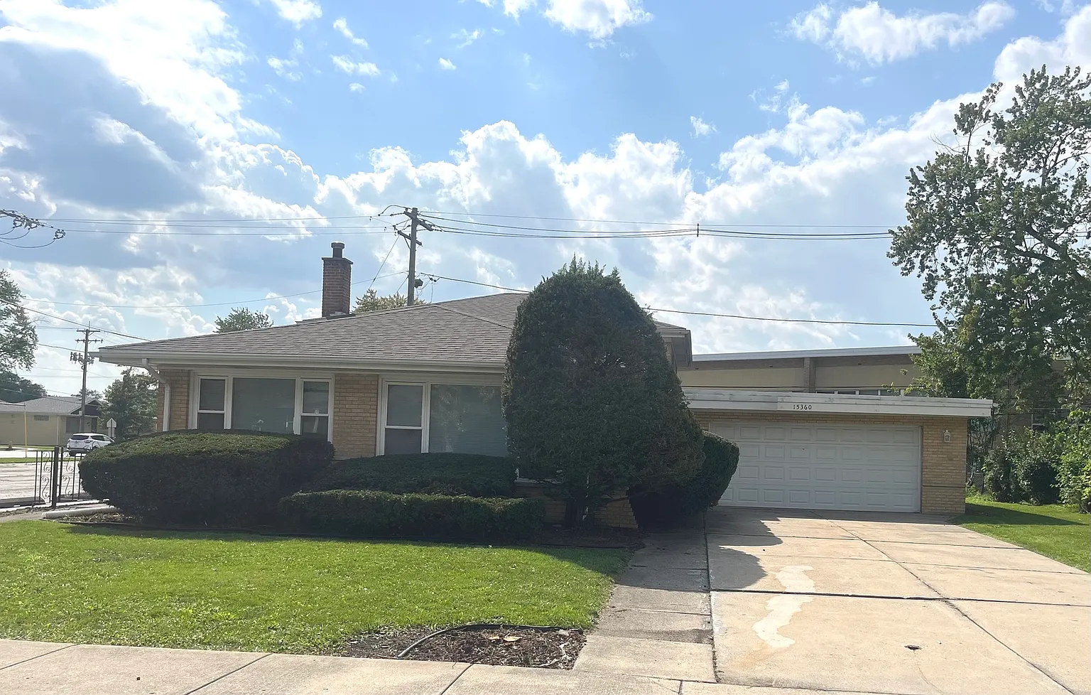 15360 Drexel Ave photo 1