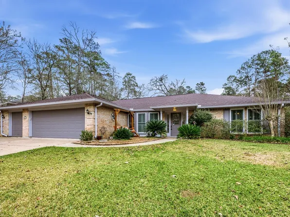 2004 E Lake Dr, Huntsville, TX 77340