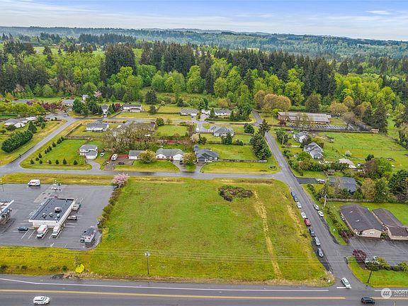 4th image of 9538 184th Avenue SW
