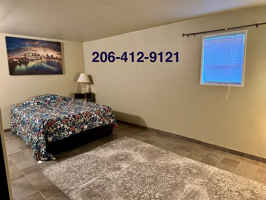 205th Pl SW, Lynnwood — Photo 2
