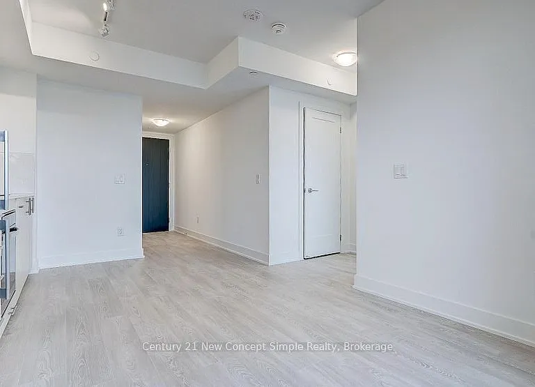 2545 Simcoe St N #1503 — Photo 3