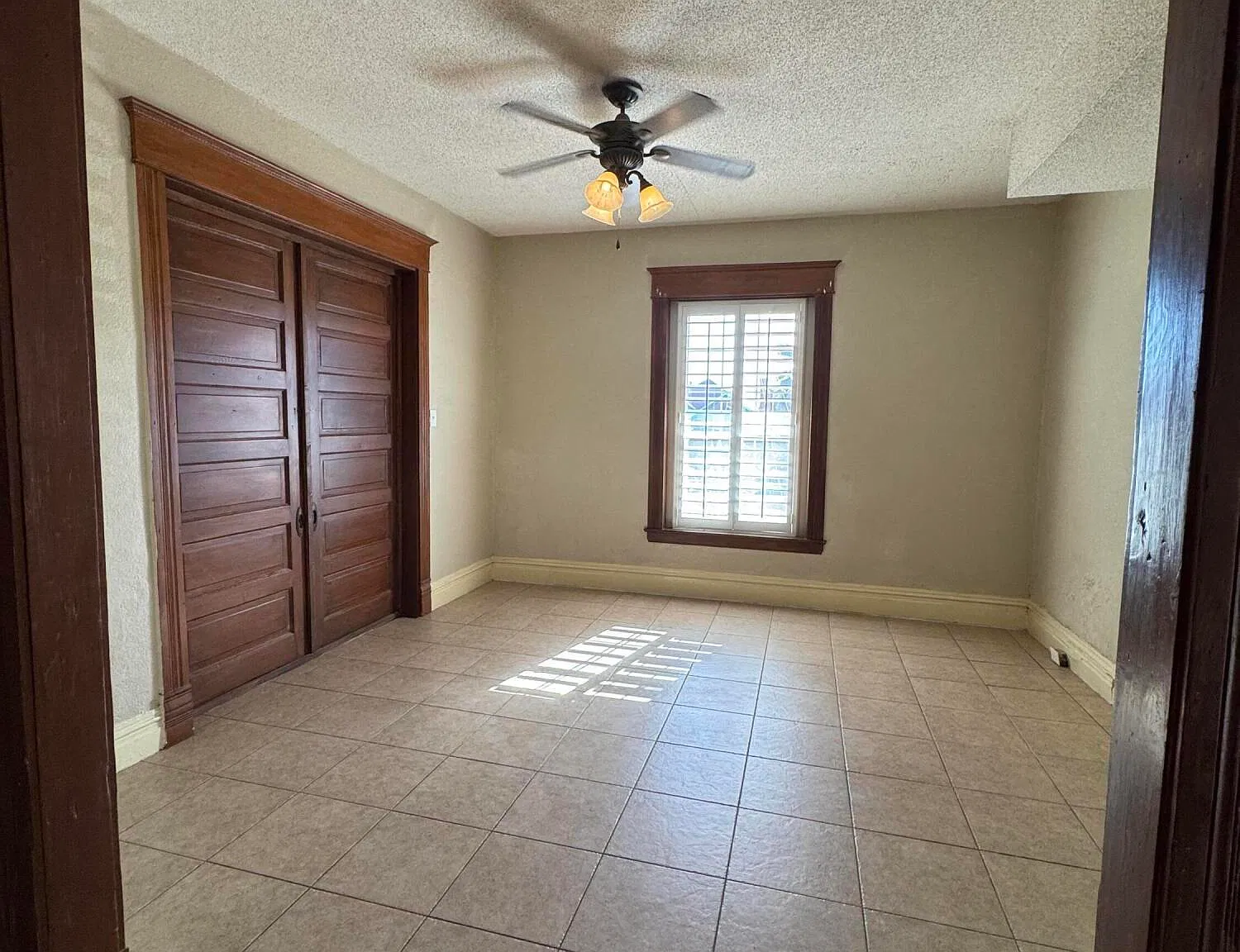 1 bed, 1.0 bath, 1115 sqft, $1,100 — Photo 4