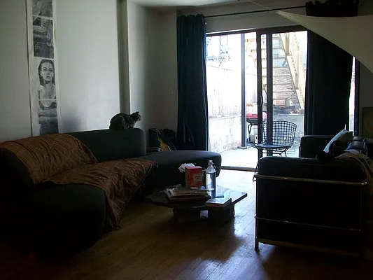 Rented by BLS Realty | media 2