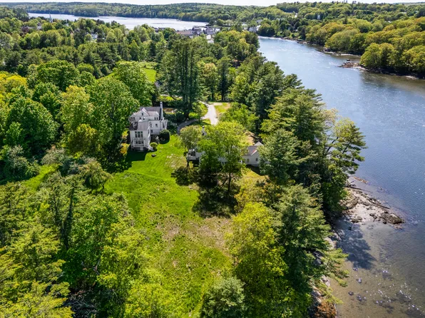 36 Pleasant Street, Damariscotta, ME 04553